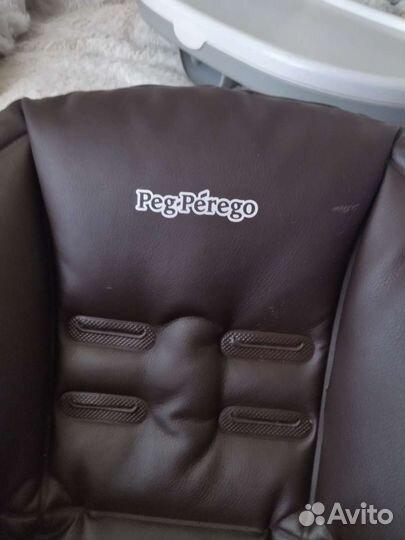 Детский столик и стульчик для кормления