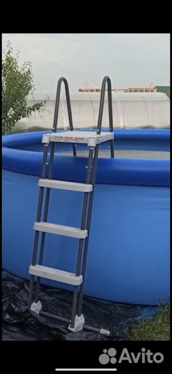 Надувной бассейн Intex