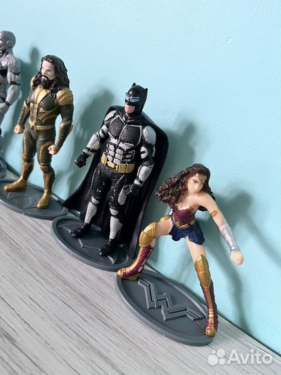 Фигурки персонажей из DS