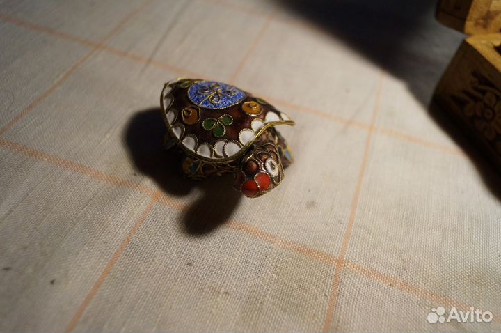 Шкатулки : Карельская береза.Красное дерево.Эмаль