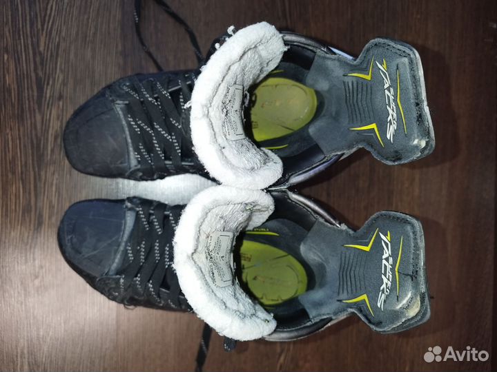 Коньки хоккейные ccm AS1