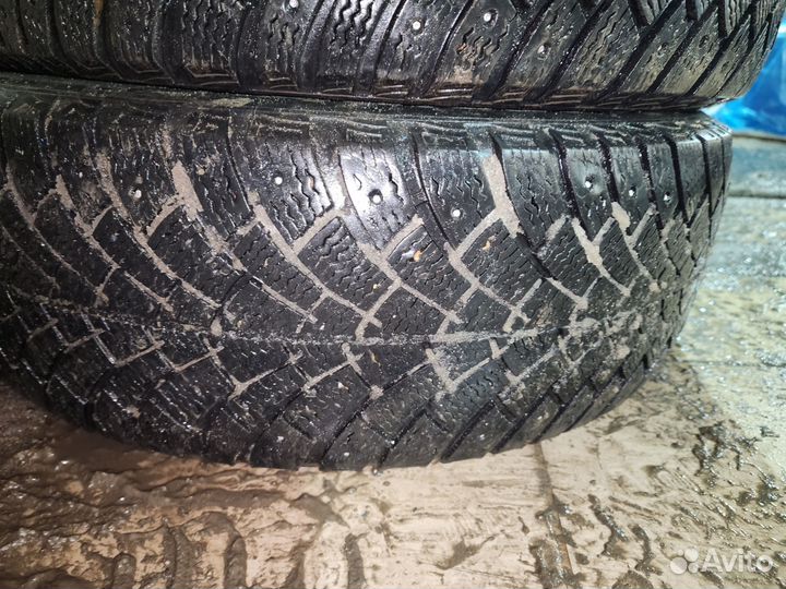 Bfgoodrich G-Force Stud 215/60 R16