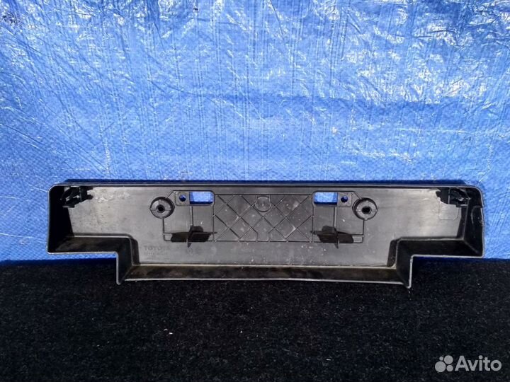 Площадка под гос номер Land Cruiser 200 2007