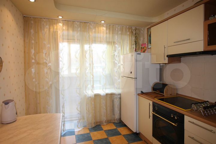 2-к. квартира, 62 м², 3/10 эт.