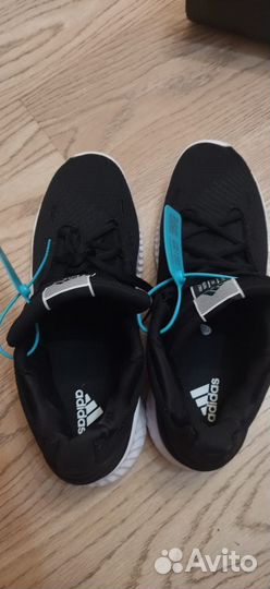 Кроссовки баскетбольные волейбольные adidas