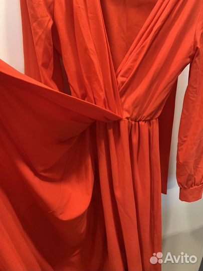 Вечернее платье в пол 44