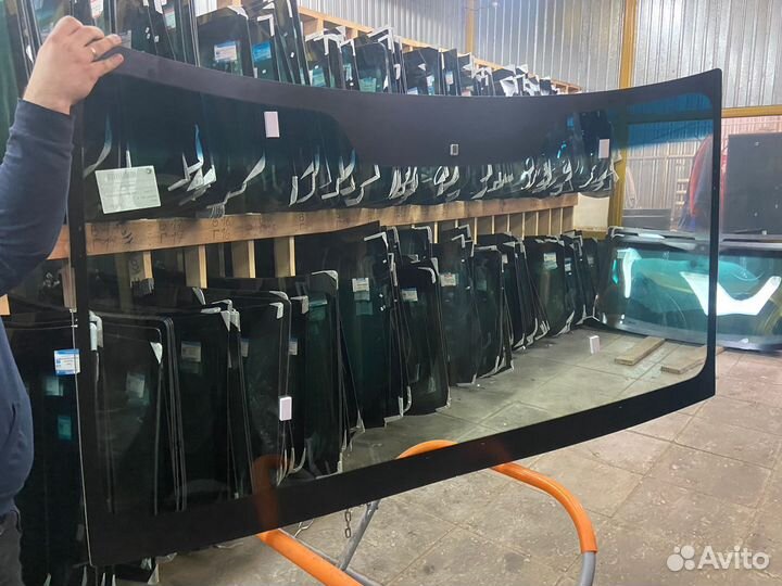 Лобовое стекло Мерседес Спринтер