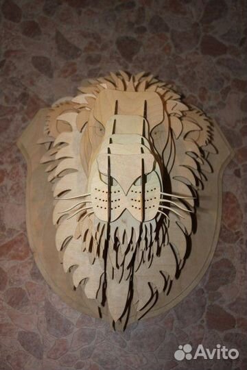 Декоративная голова льва, трофей, чучело
