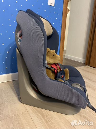 Автокресло chicco universal 9-18 kg