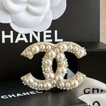 Chanel брошь 2023 год Limited Edition cruise