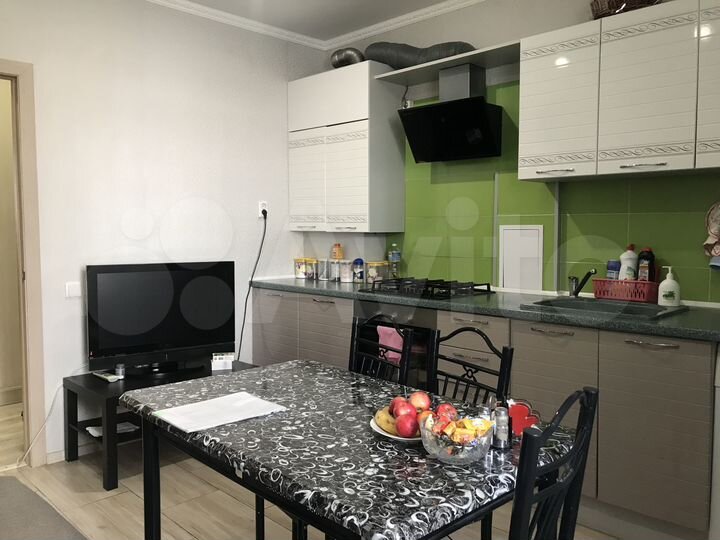 2-к. квартира, 56 м², 2/9 эт.