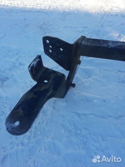 Фаркоп на toyota rav4 бу. Прицепной