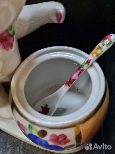 Статуэтка -вареница мишкасладкоежка фарфор, роспис