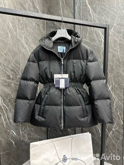 Пуховик prada женский