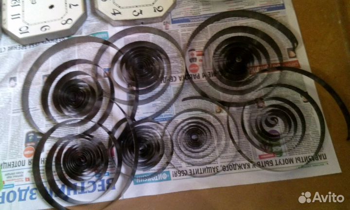 Циферблаты к настенным часам СССР и др- ие запчаст