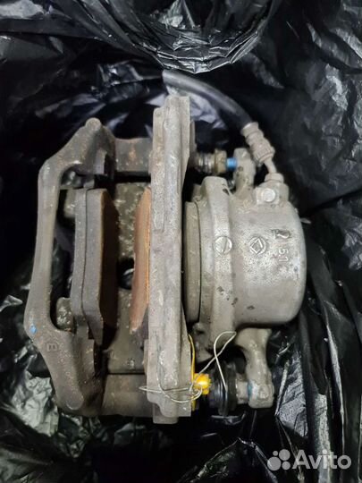 Суппорт передний правый BMW 5 G30