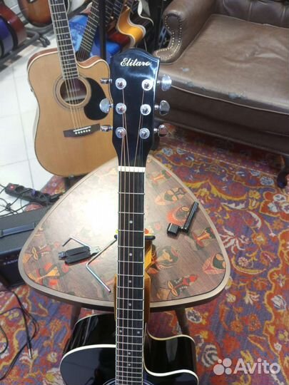 Гитара электроакустическая черная новая