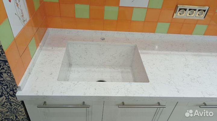 Столешница акриловая под ключ