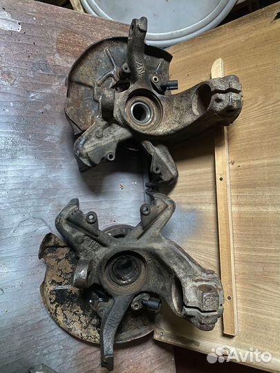 Тормоза и поворотные кулаки шкода октавия