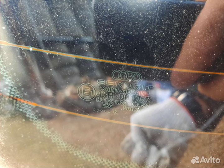 Заднее стекло audi a4 b5 1998 год