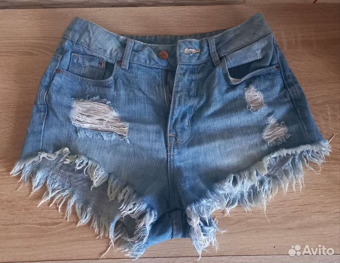 Джинсовые шорты H&M XS