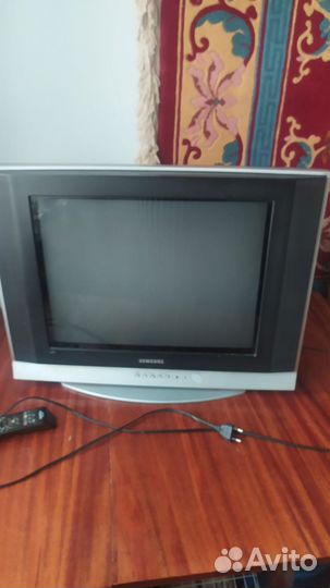 Телевизор samsung
