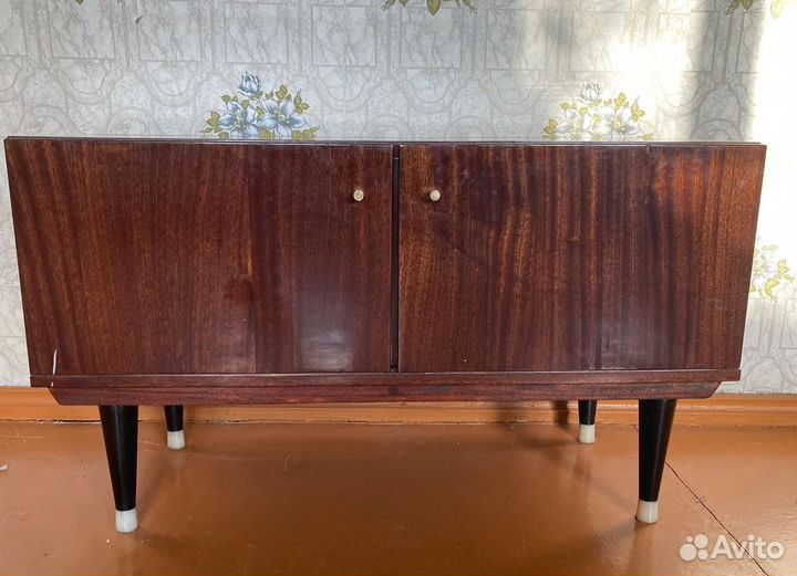 Тумба под телевизор бу СССР