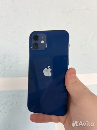 iPhone 12, 64 ГБ