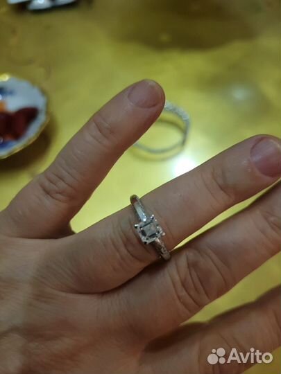 Кольцо с бриллиантом 1,01carat