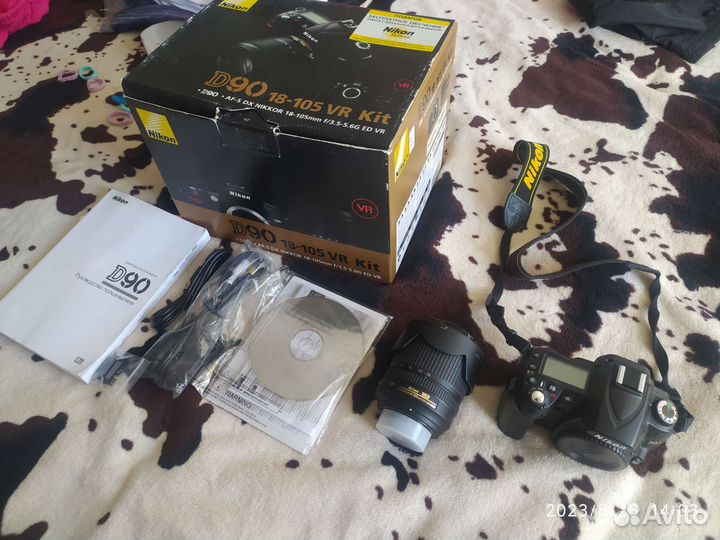 Nikon D90 полный комплект