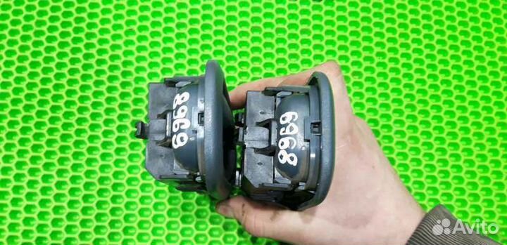 Ручка открывания двери салонная левая Almera B10