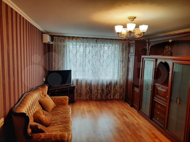 2-к. квартира, 70 м², 6/10 эт.