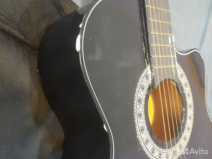 Гитара акустическая