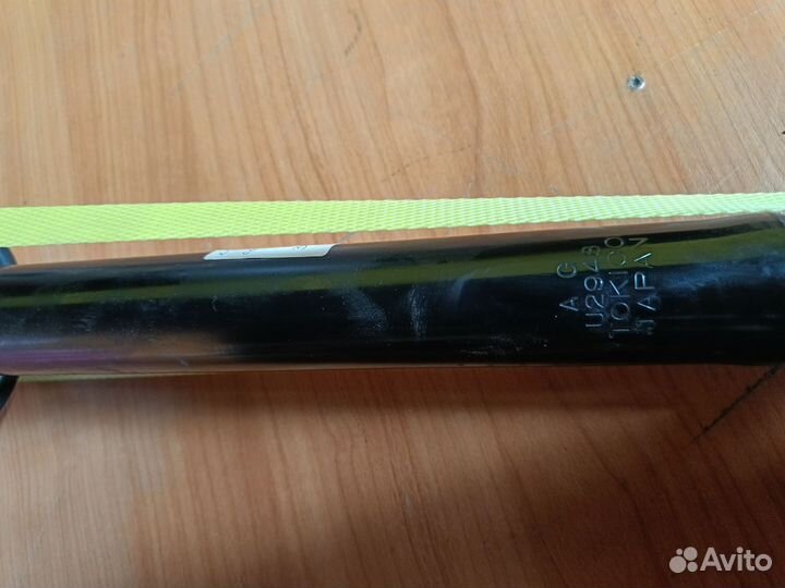 Амортизатор задний Mitsubishi Lancer/Colt 88-92