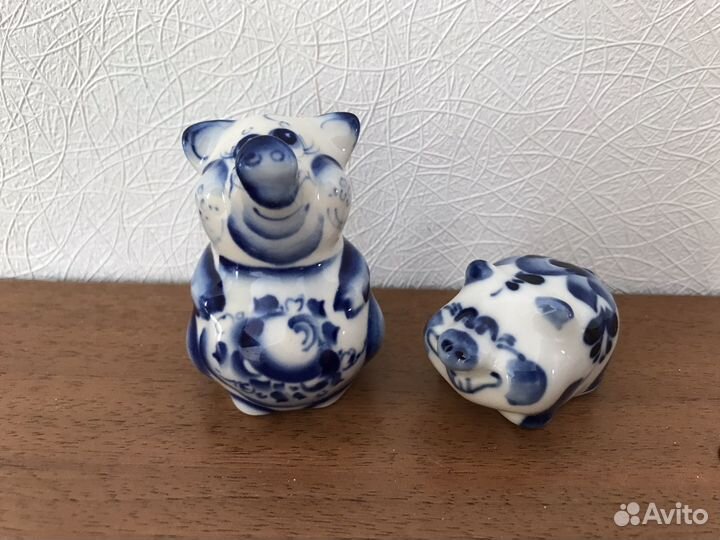 Фарфоровые свинки Гжель Керамические фигурки