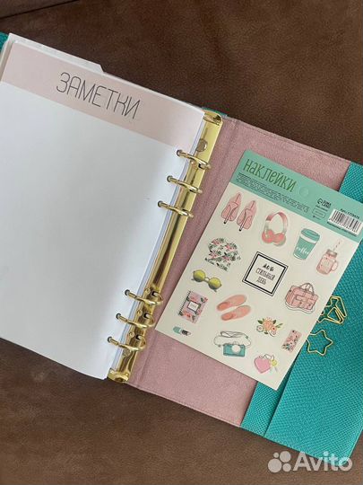 Блокноты ежедневники