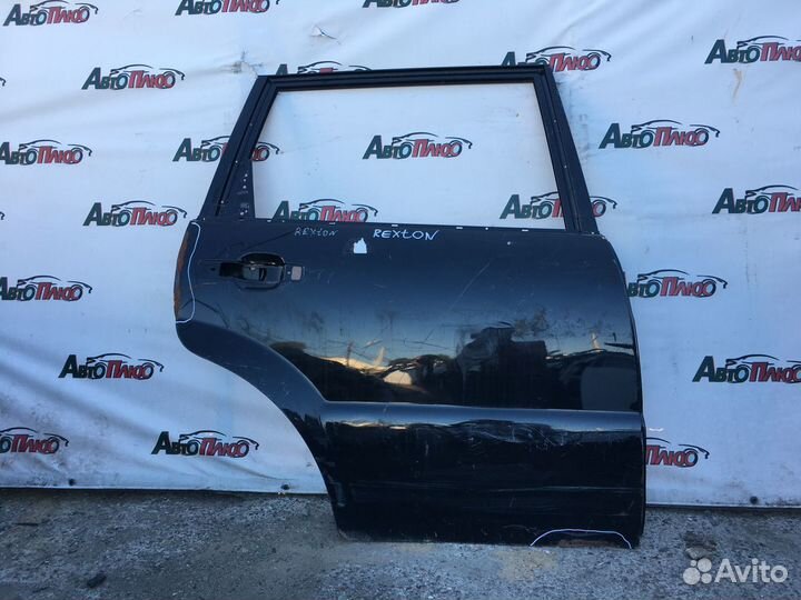 Дверь задняя правая Ssang Yong Rexton