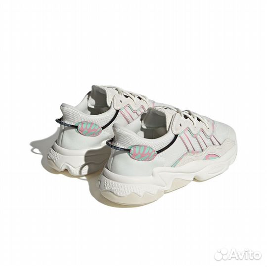 Adidas Ozweego “White & Pink”