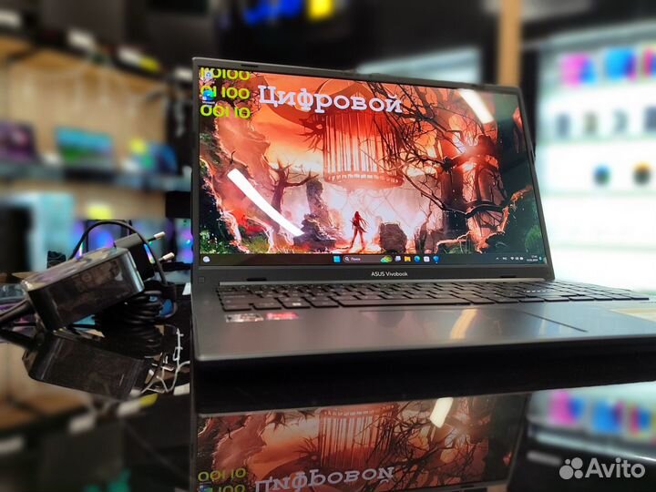 Новый Ноутбук с подсветкой Asus Vivobook oled 15.6