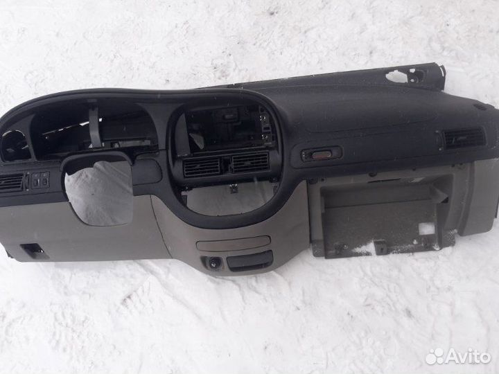 Торпеда Chevrolet Rezzo A16DMS 2008