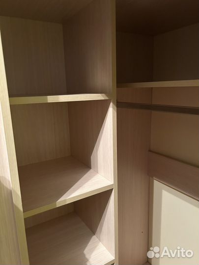 Спальный уголок (кровать, стол, шкаф)