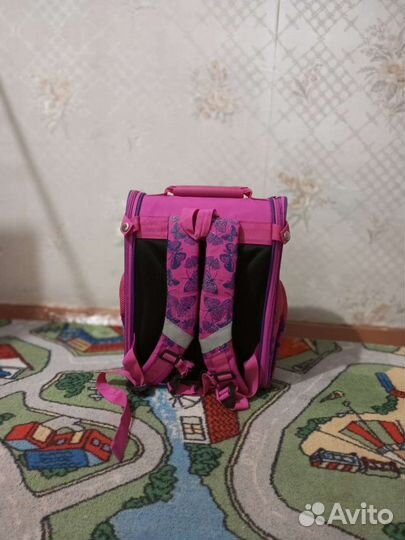 Школьный рюкзак