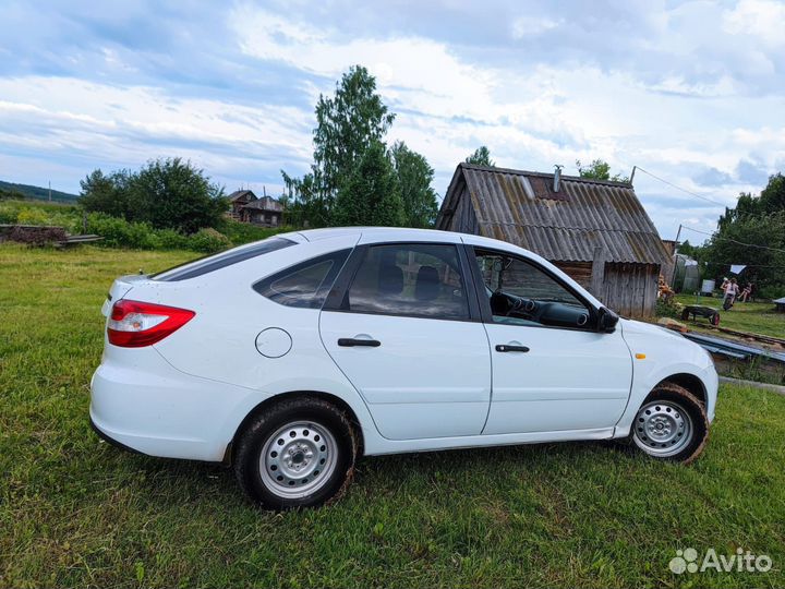 LADA Granta 1.6 МТ, 2018, 202 000 км