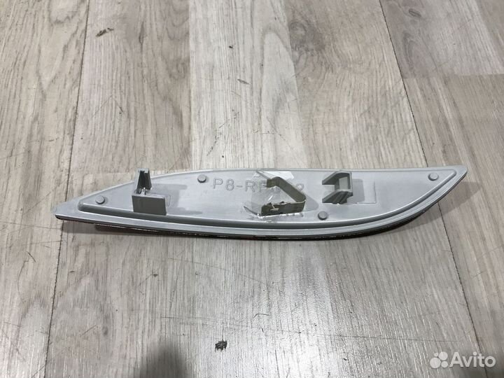 Катафот Отражатель заднего бампера Renault megane