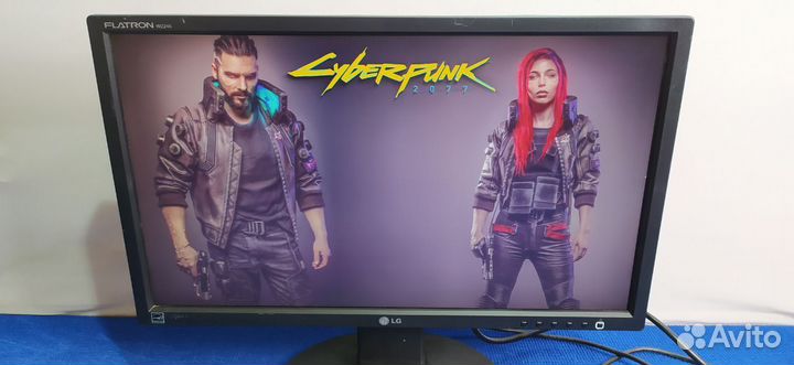 Монитор LG Flatron 22 Full HD