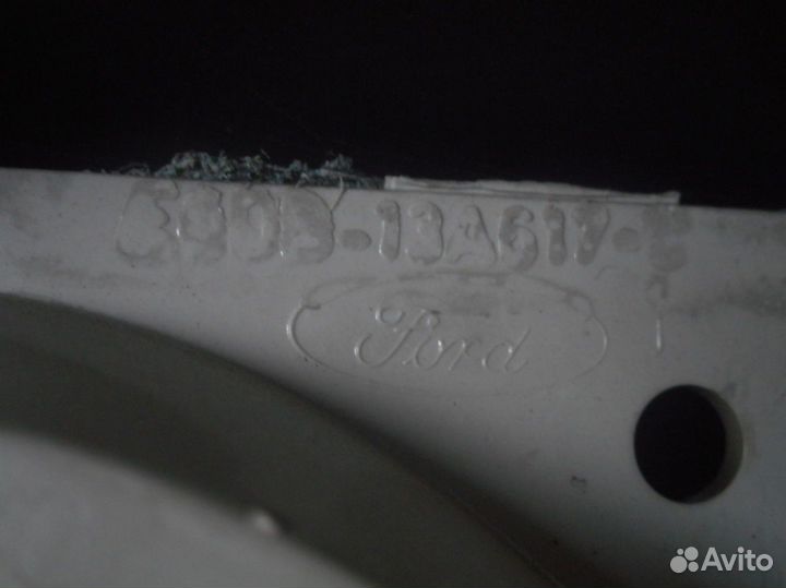 Фонарь задний (стоп сигнал) Ford Taurus 1 поколени