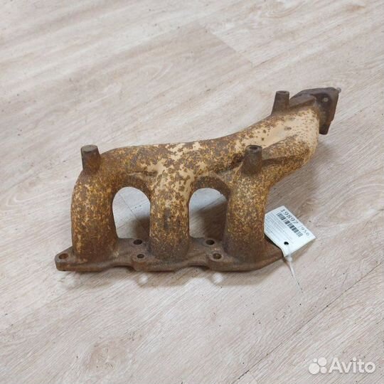 Коллектор выпускной Volvo 960 1990-1998