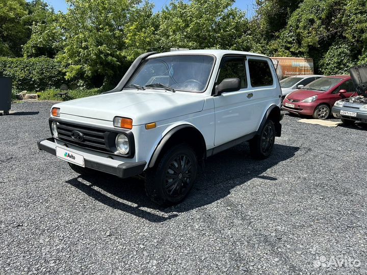 LADA 4x4 (Нива) 1.7 МТ, 2011, 210 000 км