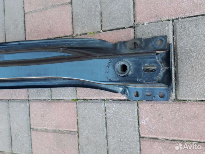 Усилитель бампера задний Porsche cayenne 958