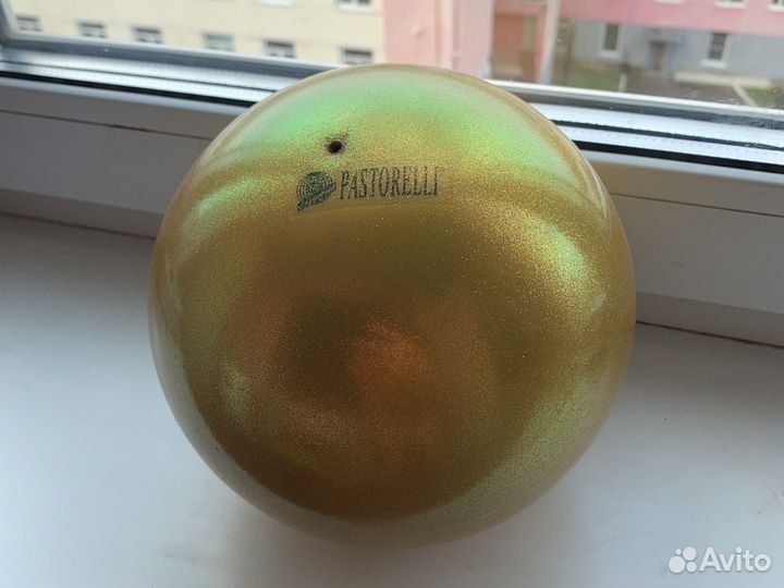 Продам гимнастический мяч